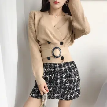 Winter V-Neck Sweater Cardigan Casual Solid Long Sleeve Short Sweater Coat Loose Tops Knitted Cardigans
Winter V-Neck Sweater Cardigan Casual Solid Long Sleeve Short Sweater Coat Loose Tops Knitted Cardigans