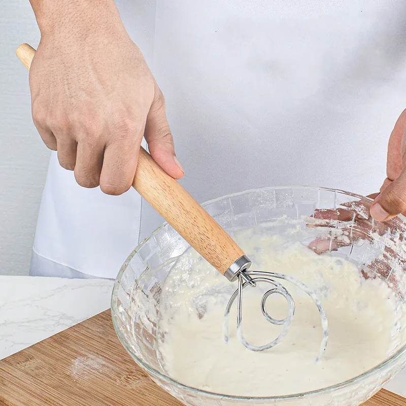 1pc Handheld Whisk With Wooden Handle Stainless Steel Flour Mixer Kneading Tool Practical Baking Tool Kitchen Accessories
1pc Handheld Whisk With Wooden Handle Stainless Steel Flour Mixer Kneading Tool Practical Baking Tool Kitchen Accessories