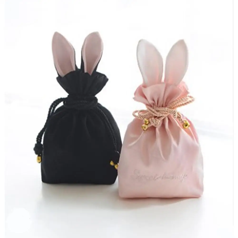 Portable Cosmetic Storage Bag Cute Rabbit Ear Shape White Plush Balls High-quality Silk Fabric Drawstring Pouch Keys Jewelry Bag
Portable Cosmetic Storage Bag Cute Rabbit Ear Shape White Plush Balls High-quality Silk Fabric Drawstring Pouch Keys Jewelry Bag