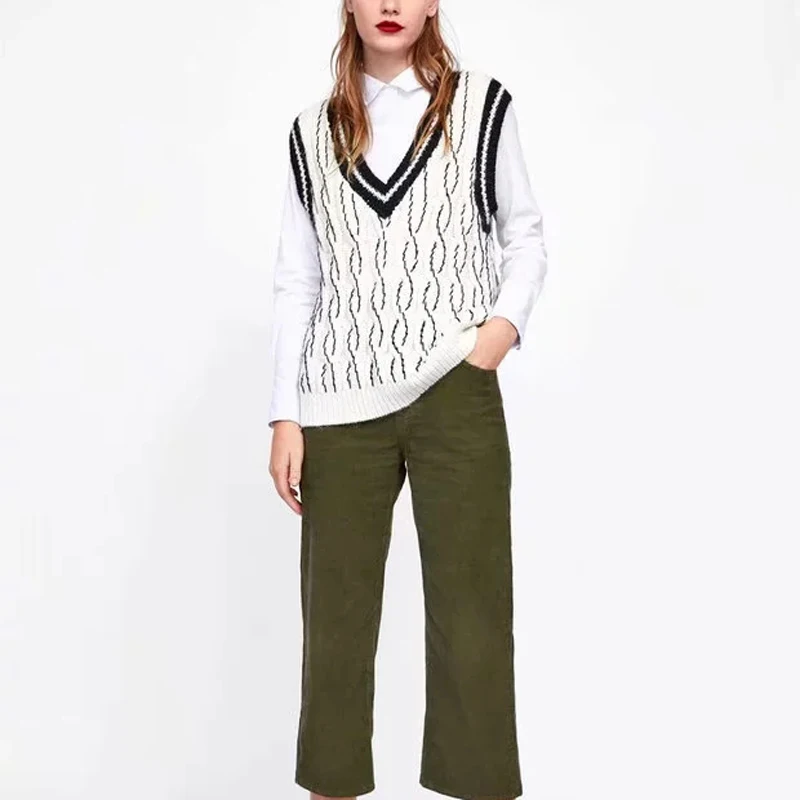 ZA 2020 new women White V-neck beaded sleeveless knitted sweater casual chic lady pullover female pull woman clothes
ZA 2020 new women White V-neck beaded sleeveless knitted sweater casual chic lady pullover female pull woman clothes