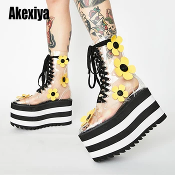 Transparent Women High Heel Ankle Boots Flowers Platform Wedges Boots PVC Summer Short Botas Mujer Nightclub Shoes 2020 u968 
Transparent Women High Heel Ankle Boots Flowers Platform Wedges Boots PVC Summer Short Botas Mujer Nightclub Shoes 2020 u968