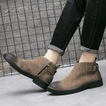 Round Toe Solid Chelsea Boots Men Slip-On Spring Autumm Low Boots Ankle Buckle Chain Motorcycle Shoes Classics Fashion
Round Toe Solid Chelsea Boots Men Slip-On Spring Autumm Low Boots Ankle Buckle Chain Motorcycle Shoes Classics Fashion