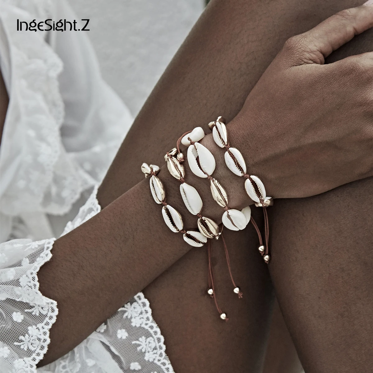 IngeSight.Z 4Pcs/Set Boho Natural Cowrie Seashell Bracelets Bangles Women Charm Adjustable Drip Oil Shell Bracelet Set Jewelry
IngeSight.Z 4Pcs/Set Boho Natural Cowrie Seashell Bracelets Bangles Women Charm Adjustable Drip Oil Shell Bracelet Set Jewelry