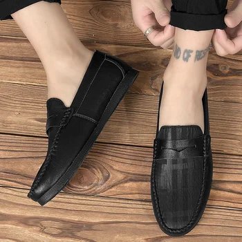 2020 Fashion Leather Shoes Men Loafers Slip On Mens Shoes Moccasins Man's Flats Casual Summer Boat Driving Lofer Mocassin Homme
2020 Fashion Leather Shoes Men Loafers Slip On Mens Shoes Moccasins Man's Flats Casual Summer Boat Driving Lofer Mocassin Homme