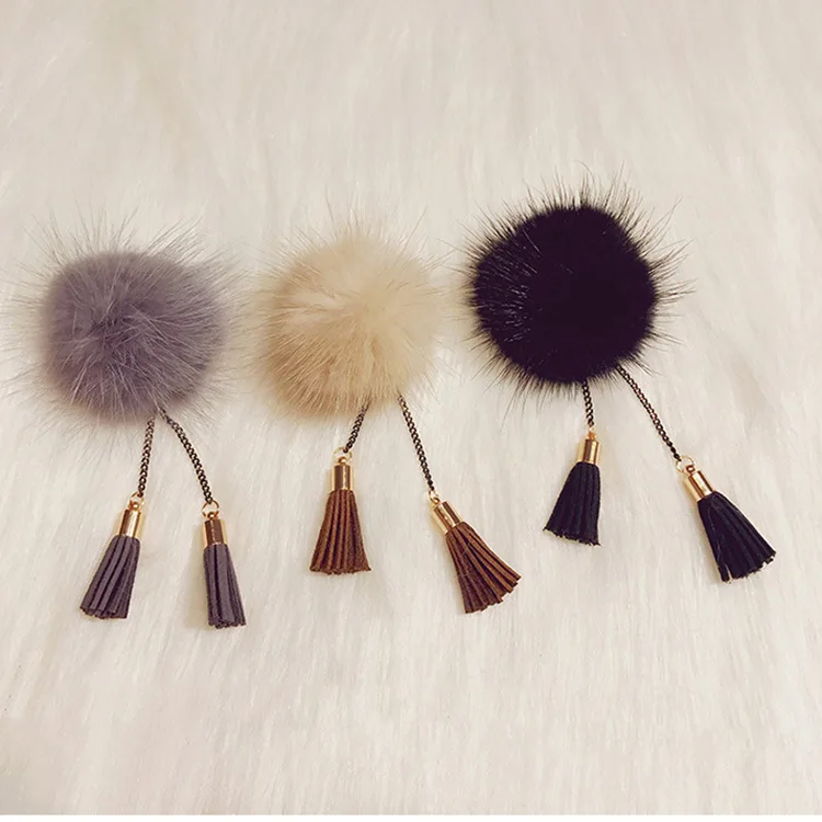 New Style Furry Ball Brooch Top Grade Simple Autumn And Winter Mink Ball Tassels Good Sisters Brooch Corsage Brooch Accessories
New Style Furry Ball Brooch Top Grade Simple Autumn And Winter Mink Ball Tassels Good Sisters Brooch Corsage Brooch Accessories