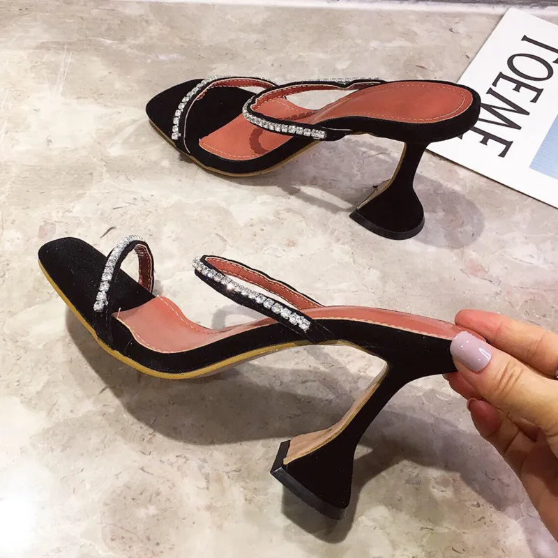 Leopard Sexy grain Summer 2020 Mules Slippers Women Fashion Sandals Open Toe Diamond Crystal High Heels Spike Heel Shoes
Leopard Sexy grain Summer 2020 Mules Slippers Women Fashion Sandals Open Toe Diamond Crystal High Heels Spike Heel Shoes