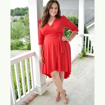 Modern Simple Red Plus Size Mother of the Bride Dresses Deep V Neck Three Quarter Sleeves Pleated High Low Wedding Party Gowns
Modern Simple Red Plus Size Mother of the Bride Dresses Deep V Neck Three Quarter Sleeves Pleated High Low Wedding Party Gowns