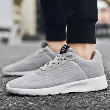 Respirant hommes baskets 2020 mode hommes chaussures décontracté léger confortable marche chaussures doux antidérapant été maille taille 35-48(China)