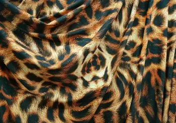 150CM* 100CM2020 new milk silk bottom leopard print tiger print fabric cheongsam stage suit swimsuit bikini fabric
150CM* 100CM2020 new milk silk bottom leopard print tiger print fabric cheongsam stage suit swimsuit bikini fabric