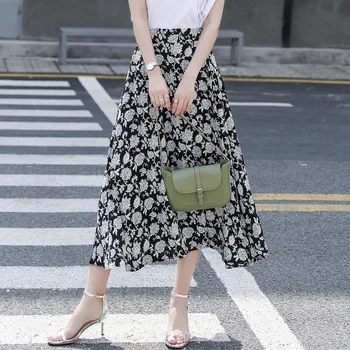 Vintage Floral Print Ruffle Pleated Long Skirts Summer Women Korean Skirt Streetwear Drawstring Elastic Waist Midi Skirt S-xl 
Vintage Floral Print Ruffle Pleated Long Skirts Summer Women Korean Skirt Streetwear Drawstring Elastic Waist Midi Skirt S-xl