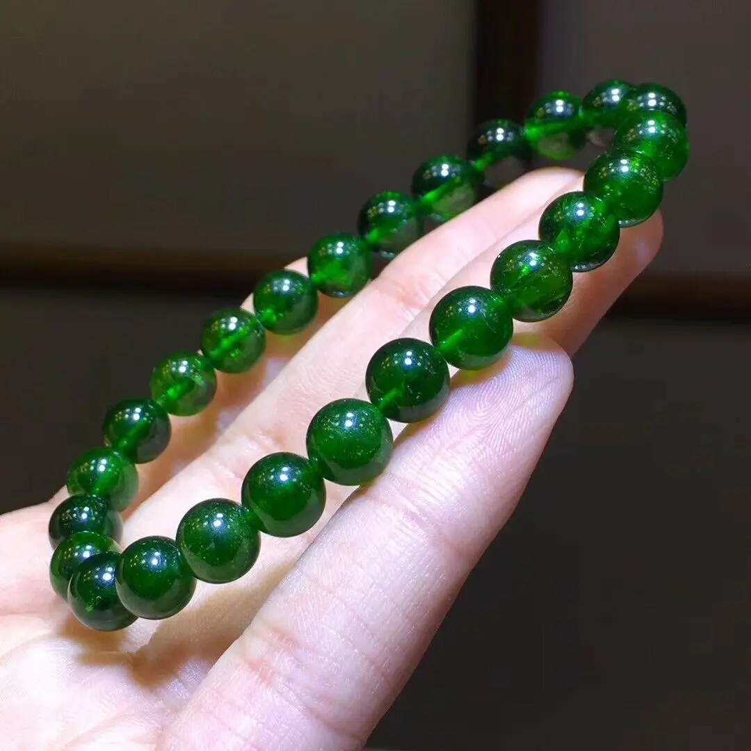 Top Natural Green Diopside Quartz Clear Round Beads Bracelet 7.8mm Diopside Women Men Fashion Stone Diopside Crystal AAAAAA 
Top Natural Green Diopside Quartz Clear Round Beads Bracelet 7.8mm Diopside Women Men Fashion Stone Diopside Crystal AAAAAA