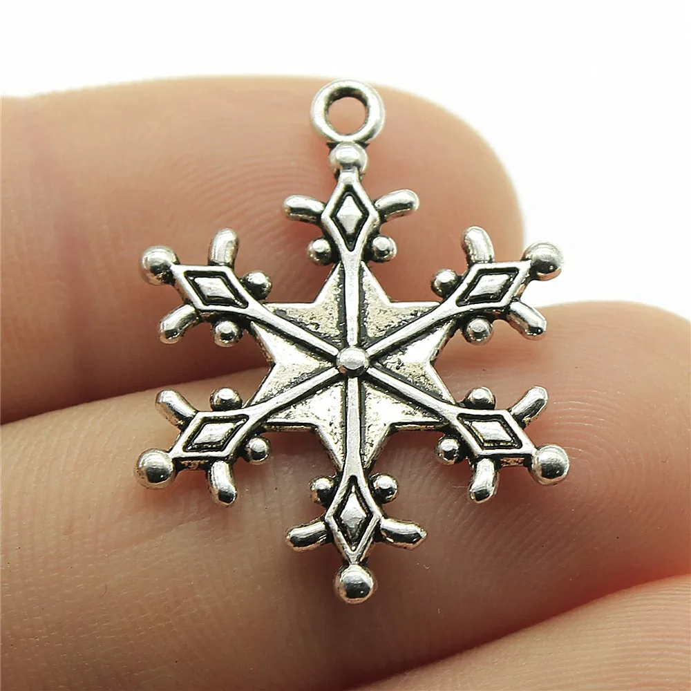 

WYSIWYG 10pcs 28x22mm Antique Silver Plated Color Christmas Snowflake Handmade Charms Pendant DIY For Bracelet Necklace