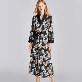 Lady Robe Long Satin Kimono Bathrobe Gown Sexy Loose Spring New Sleepwear Nightgown Lounge Printed Flower Intimate Lingerie
Lady Robe Long Satin Kimono Bathrobe Gown Sexy Loose Spring New Sleepwear Nightgown Lounge Printed Flower Intimate Lingerie