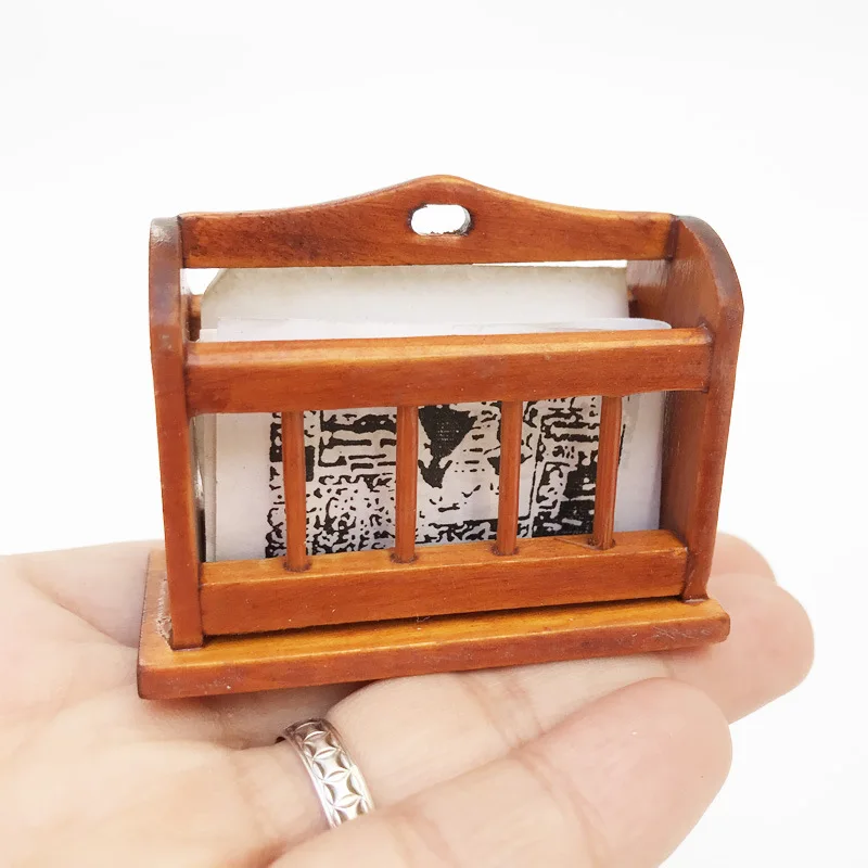 1: 12 Dollhouse Dollhouse Mini DIY Scene Model Ob11 Accessories Wood Color Newspaper Rack with Newspaper
1: 12 Dollhouse Dollhouse Mini DIY Scene Model Ob11 Accessories Wood Color Newspaper Rack with Newspaper