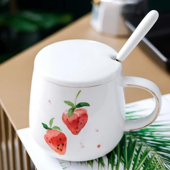 

Ceramic Cute Mug with Spoon with Lid Strawberry Simple Friut Mug White Nordic Creative Office Milk Mug Tazas Para Cafe Handmade