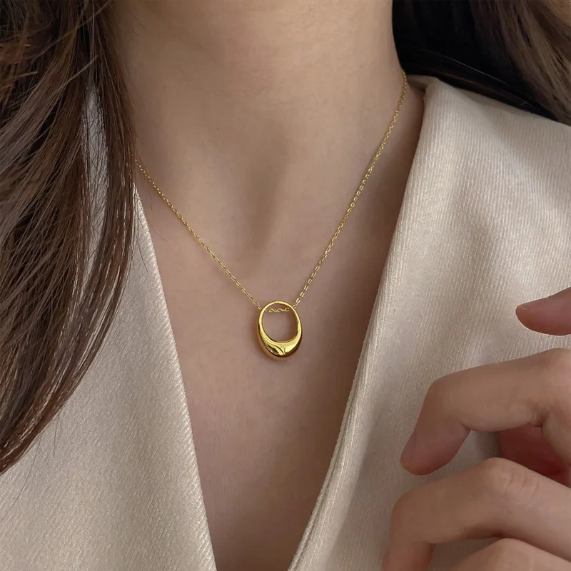 Korean Cubic Oval Pendant Necklace For Women 2020 New Jewelry Elegant Simple Necklaces
Korean Cubic Oval Pendant Necklace For Women 2020 New Jewelry Elegant Simple Necklaces