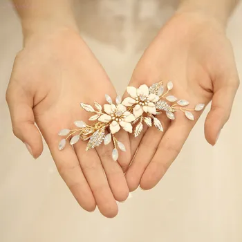 White Flower Bridal Hair Clip Leaf Women Headpiece Handmade Opal Crystal Wedding Accessories Hair Jewelry
White Flower Bridal Hair Clip Leaf Women Headpiece Handmade Opal Crystal Wedding Accessories Hair Jewelry