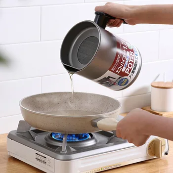 Kitchen Cooking Oil Can Pot Bottle Dispenser Container with Strainer Household Bottles Container Kitchen Storage Tools
Kitchen Cooking Oil Can Pot Bottle Dispenser Container with Strainer Household Bottles Container Kitchen Storage Tools