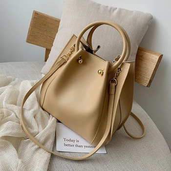 Designer Brand Luxury Women Messenger Bags Korean Style Crossbody Bags For Women Sling Bag Black Retro Ladies Handbags 
Designer Brand Luxury Women Messenger Bags Korean Style Crossbody Bags For Women Sling Bag Black Retro Ladies Handbags