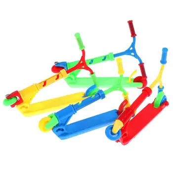Mini Scooter Two Wheels Scooter Children's Educational Bike Toy Fingerboard Skateboard Scooter Finger L9C4
Mini Scooter Two Wheels Scooter Children's Educational Bike Toy Fingerboard Skateboard Scooter Finger L9C4