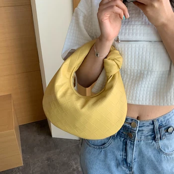 Small PU Leather Tote Bags For Women 2020 Elegant Handbags and Purses Female Travel Totes Lady Fashion Luxury Hand Bag 
Small PU Leather Tote Bags For Women 2020 Elegant Handbags and Purses Female Travel Totes Lady Fashion Luxury Hand Bag
