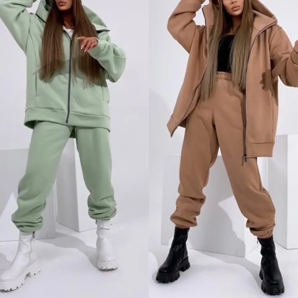 1 Set Sporty Outfit Hooded Keep Warmth Women Hoodie Suit Polyester Tracksuit Thick All Match Hoodie Pants Set for Daily Wear
1 Set Sporty Outfit Hooded Keep Warmth Women Hoodie Suit Polyester Tracksuit Thick All Match Hoodie Pants Set for Daily Wear