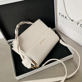 Women's Handbag Stone Texture Mini Bag 2020 New Fashion PU Leather Women's Shoulder Bag Sling Simple Louis Small Square Bag
Women's Handbag Stone Texture Mini Bag 2020 New Fashion PU Leather Women's Shoulder Bag Sling Simple Louis Small Square Bag