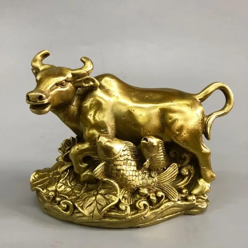 

China Bronze Zodiac Year Cattle Ox Bull Cow Lotus Fish Statue Feng Shui Mascot Ornaments Statues et Sculptures Animal Figurines