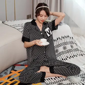 Female Nightwear Home Clothing New Arrival Pajamas Suit Satin Sleep Set Intimate Lingerie Short Sleeve Nightgown Sleepwear
Female Nightwear Home Clothing New Arrival Pajamas Suit Satin Sleep Set Intimate Lingerie Short Sleeve Nightgown Sleepwear