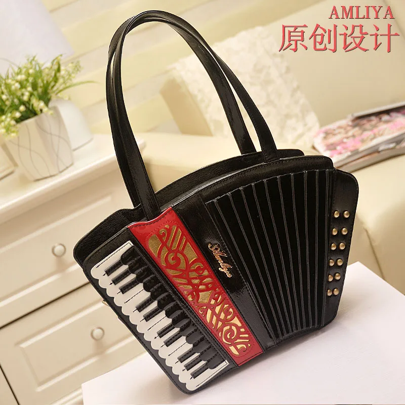 Originally Korean-style retro-fashionable cool women's accordion bag, handbag, shoulder slanting across Korean-style bag tide
Originally Korean-style retro-fashionable cool women's accordion bag, handbag, shoulder slanting across Korean-style bag tide
