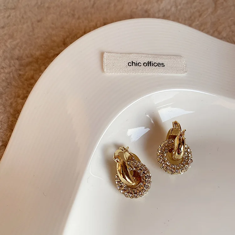 Goddness Essential French Chic Style 14K Gold Plated Delicate Full Rhinestone Chunky Loop Charm Hoop Earrings S925 Post Jewellry
Goddness Essential French Chic Style 14K Gold Plated Delicate Full Rhinestone Chunky Loop Charm Hoop Earrings S925 Post Jewellry