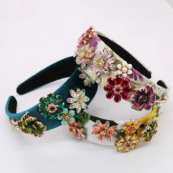 New Charm Full Crystal Crown,Multicolor Tiara,Hair pins,Wedding Hair Accessories,Hairgrip,Crown Catwalk Flowers Hairbands gift 
New Charm Full Crystal Crown,Multicolor Tiara,Hair pins,Wedding Hair Accessories,Hairgrip,Crown Catwalk Flowers Hairbands gift