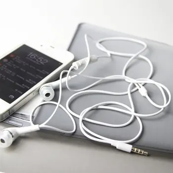 Earphones Headsets in-ear 3.5mm Wired Mic/Volume Control For Galaxy S4 earset e'a'rphone 
Earphones Headsets in-ear 3.5mm Wired Mic/Volume Control For Galaxy S4 earset e'a'rphone