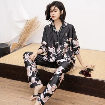 Women's Pajamas Sets 2 Pcs Long Sleeve And Trousers Loose Female Pyjamas Cardgian Silk Pijama Casual Night Sleepwear Pijama 
Women's Pajamas Sets 2 Pcs Long Sleeve And Trousers Loose Female Pyjamas Cardgian Silk Pijama Casual Night Sleepwear Pijama