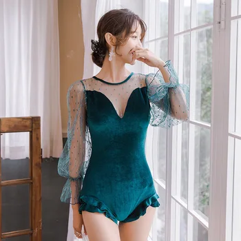 1 Piece Swimsuit Women 2019 Sports Swimwear Bathing Suits For Bikini Woman Female One Bubble Long Sleeve Hot Velvet Lace Solid
1 Piece Swimsuit Women 2019 Sports Swimwear Bathing Suits For Bikini Woman Female One Bubble Long Sleeve Hot Velvet Lace Solid