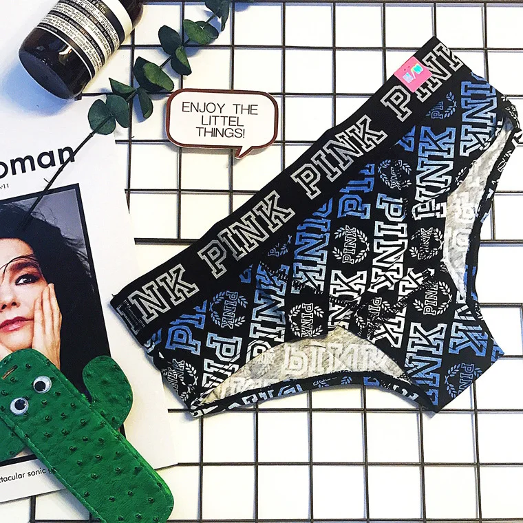 Siddons letters color pure cotton movement comfortable sexy fashion lady mid-waist triangle underwear 
Siddons letters color pure cotton movement comfortable sexy fashion lady mid-waist triangle underwear