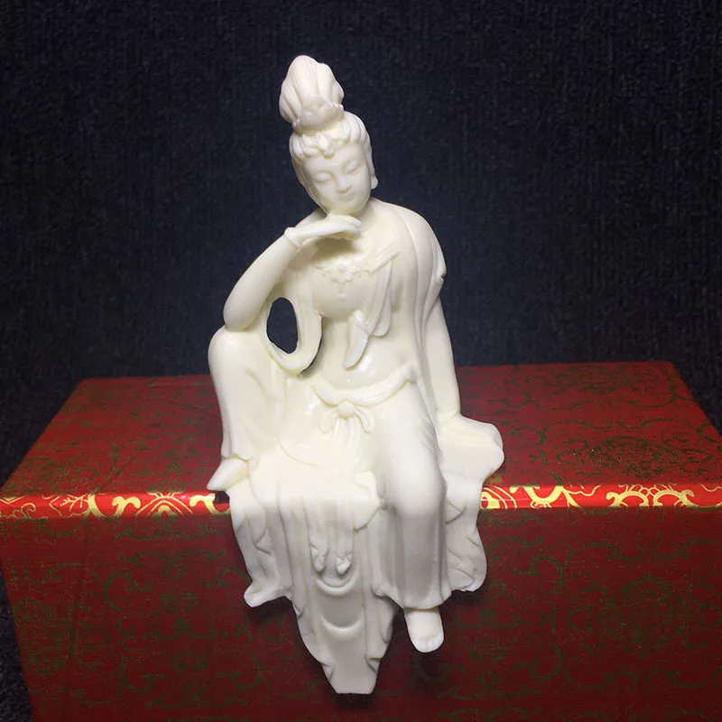 

White Suspended Sitting Guanyin Statue, Modern Art Sculpture, High-end Home Furnishing Feng Shui Buddhist Decoration