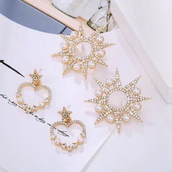 Match-Right rhinestone luxury butterfly drop earrings for women new 2020 retro pearl heart star earring female decoration 
Match-Right rhinestone luxury butterfly drop earrings for women new 2020 retro pearl heart star earring female decoration