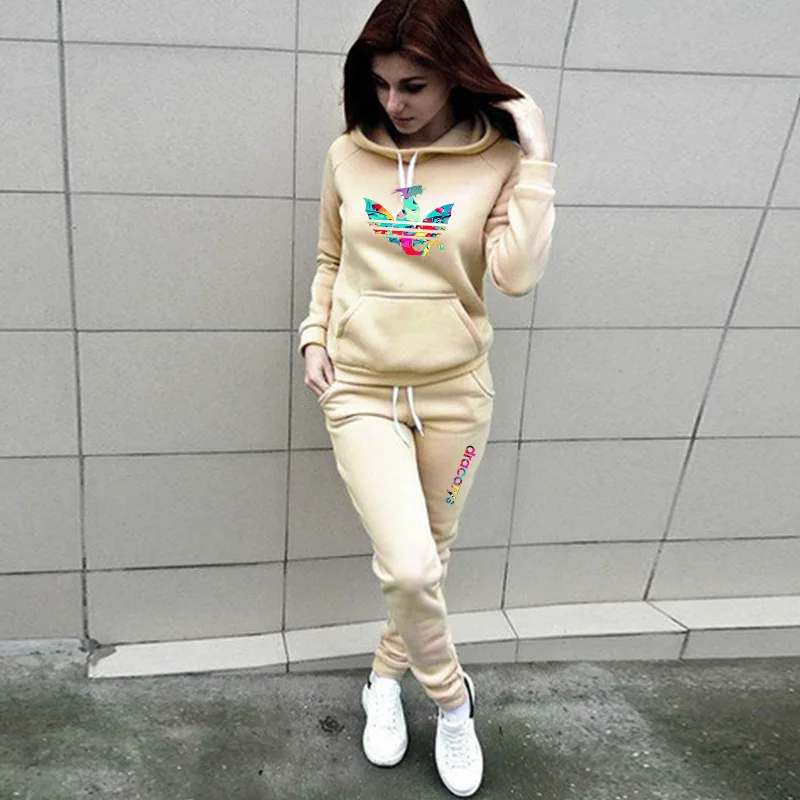Ladies autumn and winter hoodie suit sportswear fashion casual two-piece fitness running track suit pullover dragon ball series
Ladies autumn and winter hoodie suit sportswear fashion casual two-piece fitness running track suit pullover dragon ball series