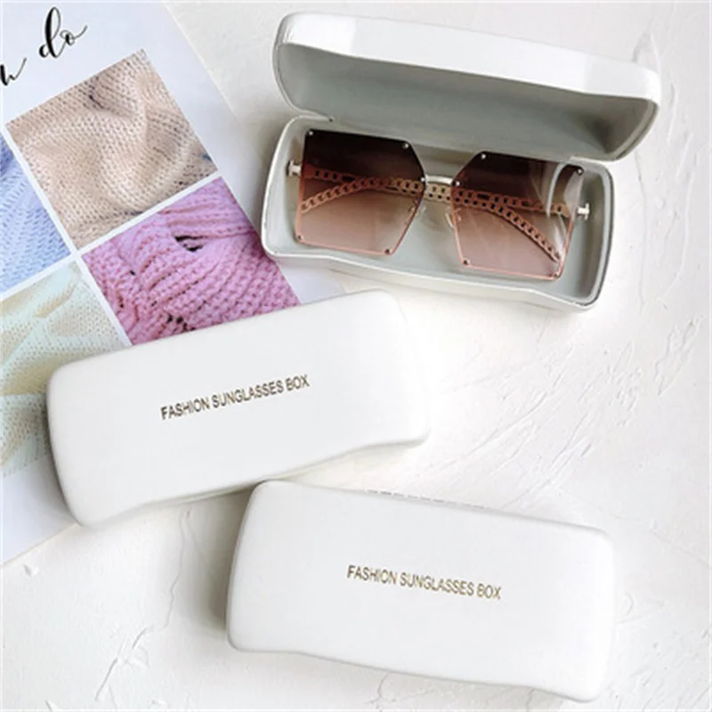 Unisex Fashion Men Women Glasses Case Protective Box Sunglasses Accessories Optical Reading Eyeglasses Box
Unisex Fashion Men Women Glasses Case Protective Box Sunglasses Accessories Optical Reading Eyeglasses Box