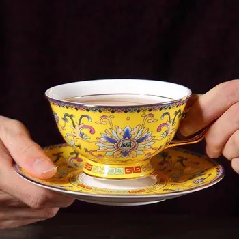 Color Enamel Chinese Bone china Coffee Cups European Style Afternoon Flower Tea Cup 200ml Coffee Mugs Kit Teaware Water Mug Gift
Color Enamel Chinese Bone china Coffee Cups European Style Afternoon Flower Tea Cup 200ml Coffee Mugs Kit Teaware Water Mug Gift
