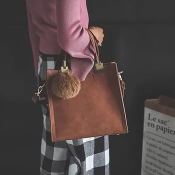 2020 Scrub Fashion Shoulder Bag Simple Square Sling Bag Retro Shoulder Messenger Bag for Girls
2020 Scrub Fashion Shoulder Bag Simple Square Sling Bag Retro Shoulder Messenger Bag for Girls