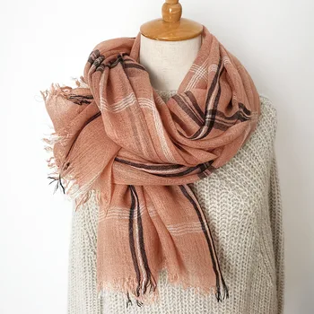 2020 Japanese and Kroean Style Cotton Scarf Unisex Warm WOOL and Arylic Thin Winter Scarf Fashion Men Plaid Scarf
2020 Japanese and Kroean Style Cotton Scarf Unisex Warm WOOL and Arylic Thin Winter Scarf Fashion Men Plaid Scarf