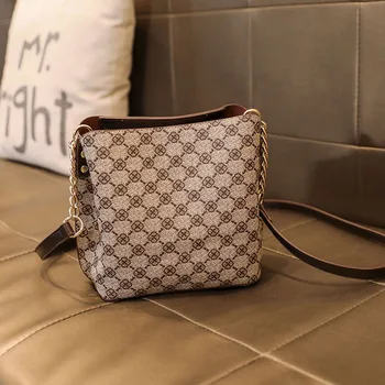 2020 New Style Korean-style Versatile Retro Printed Bucket Bag Fashion Western Style Online Celebrity Celebrity Style Large-Capa
2020 New Style Korean-style Versatile Retro Printed Bucket Bag Fashion Western Style Online Celebrity Celebrity Style Large-Capa