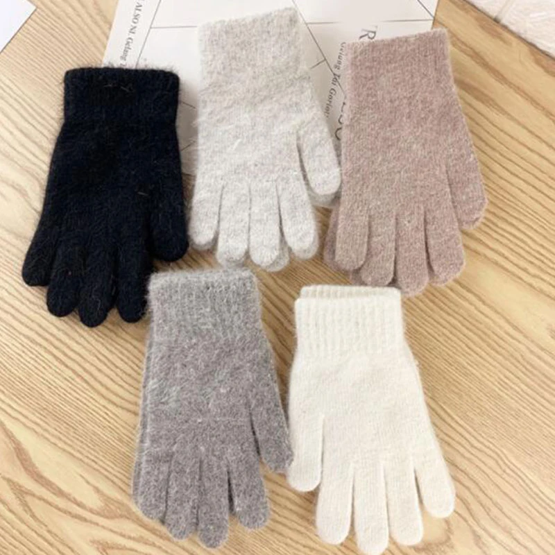 Winter Imitation Cashmere Solid Color Outdoor Finger Gloves Knitted Mittens Full Fingers Plush Warm Keep Warm Women Gloves
Winter Imitation Cashmere Solid Color Outdoor Finger Gloves Knitted Mittens Full Fingers Plush Warm Keep Warm Women Gloves