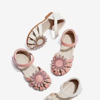 2020 Summer Hot Sale Kids Children Girls Sandals Fashion Design Sunflowers Applique Rhinestone Petal Breathable Hollow Out Shoes
2020 Summer Hot Sale Kids Children Girls Sandals Fashion Design Sunflowers Applique Rhinestone Petal Breathable Hollow Out Shoes