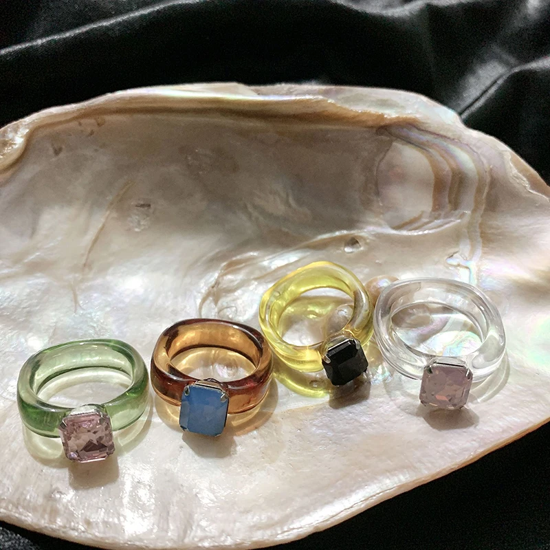2020 New Individuality Colorful Transparent Geometric Rectangle Rhinestone Acrylic Rings For Women Vacation Jewelry
2020 New Individuality Colorful Transparent Geometric Rectangle Rhinestone Acrylic Rings For Women Vacation Jewelry