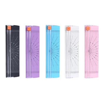 1PC Paper Cutter Anti-slip Bottom Mini Portable Card Cutting Blade for Artist Students (Sky-blue)
1PC Paper Cutter Anti-slip Bottom Mini Portable Card Cutting Blade for Artist Students (Sky-blue)