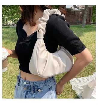 Fashion Women Retro Shoulder Bag Elegant Cloud Hobo Handbag with Ruched Design Party Wedding Dating Waterproof Large Capacity
Fashion Women Retro Shoulder Bag Elegant Cloud Hobo Handbag with Ruched Design Party Wedding Dating Waterproof Large Capacity