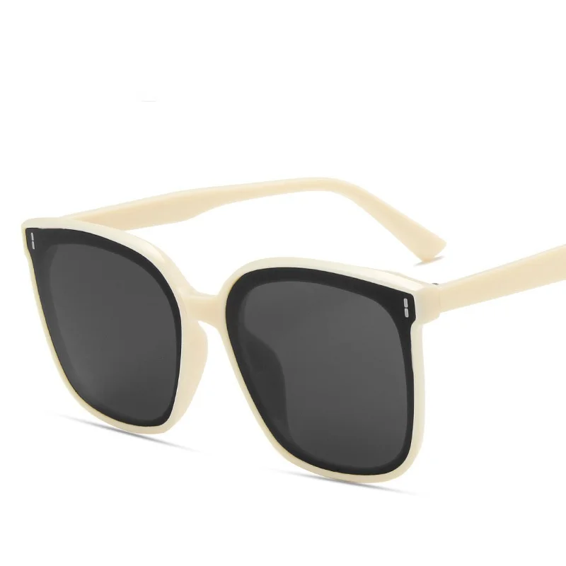 Oversized Shades Women Sunglasses Big Frame Vintage Retro Glasses Female Unisex Oculos Feminino Black Fashion Square Glasses 
Oversized Shades Women Sunglasses Big Frame Vintage Retro Glasses Female Unisex Oculos Feminino Black Fashion Square Glasses